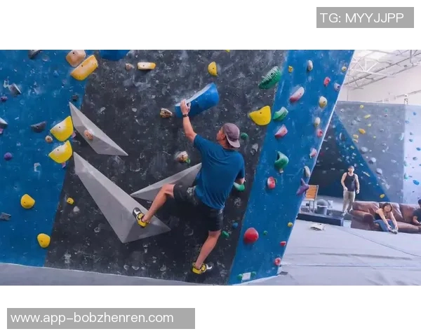 实时新闻赛后分析深圳攀岩队与杭州攀岩队个人能力对比探讨